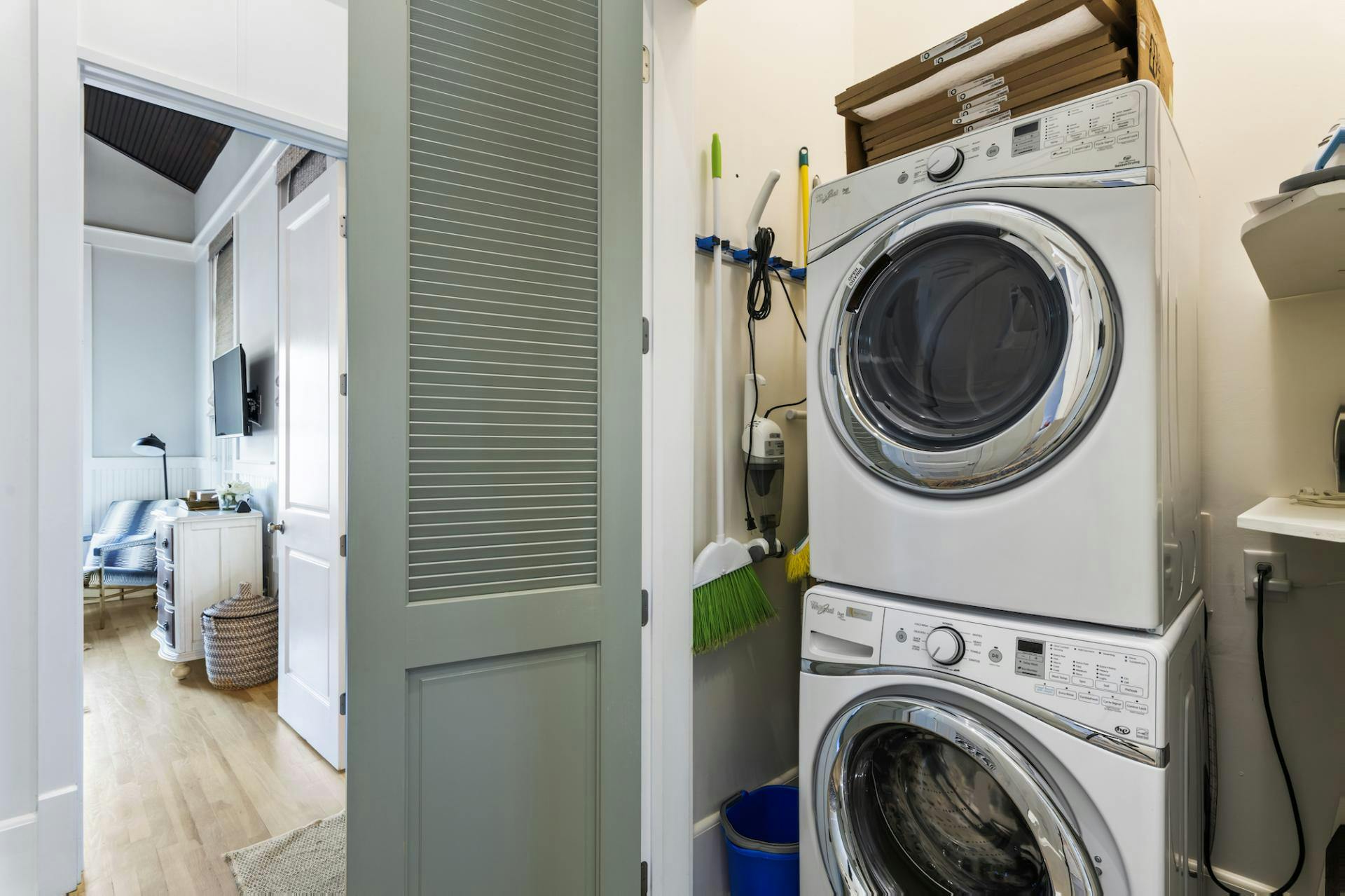 Laundry Room Painting, Dryer, Washer, Watercolor Print, Apartment Life,  Limited Edition of 50 1/50 or 5x7 Print 